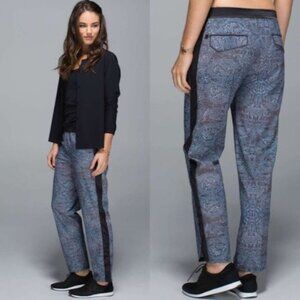 LULULEMON Rise & Shine Trouser Pant Commuter Silky Stretch 6 Pockets Elastic